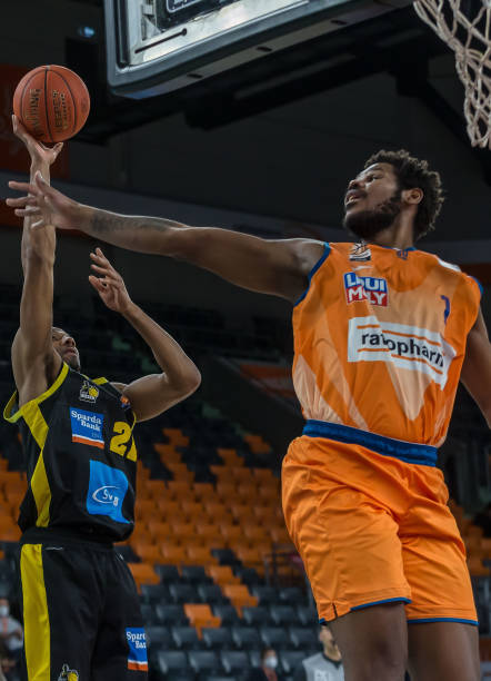 军向世人展 军向世人展