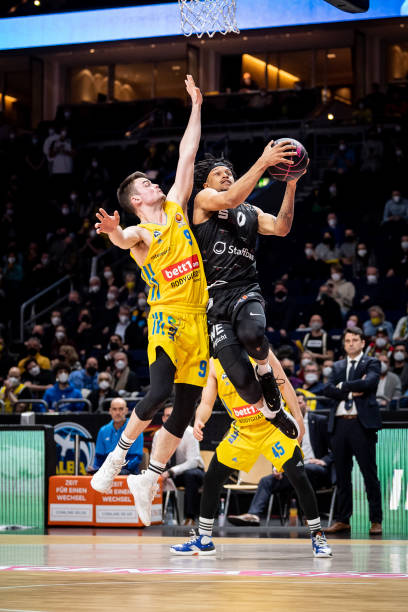 本赛季复出 本赛季复出