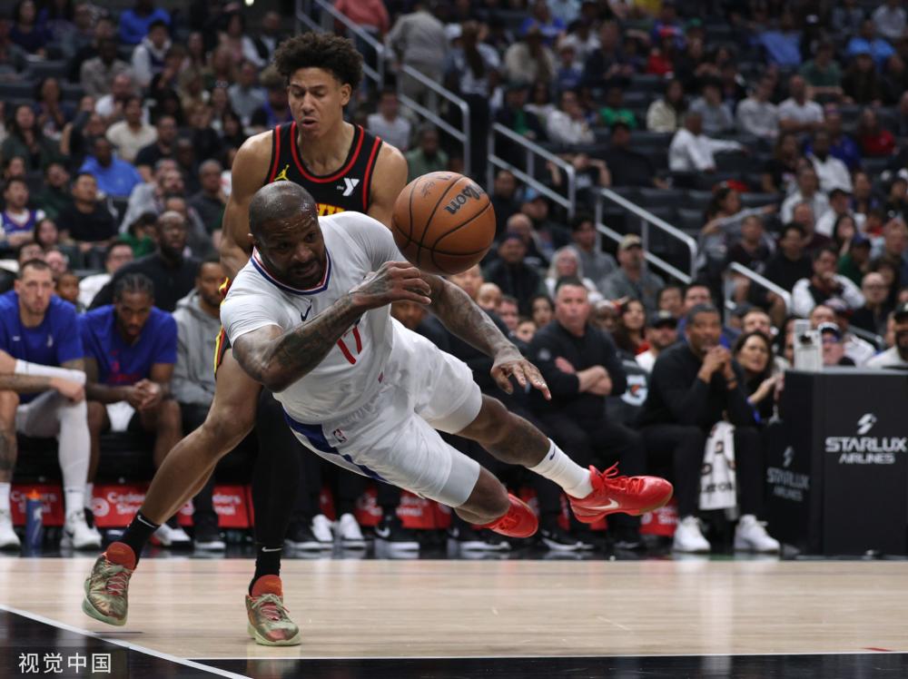 当她走下赛 当她走下赛